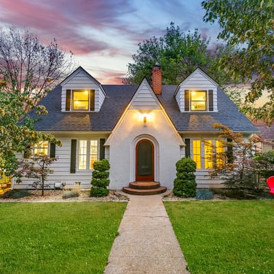 21st - #1501 - Hand House